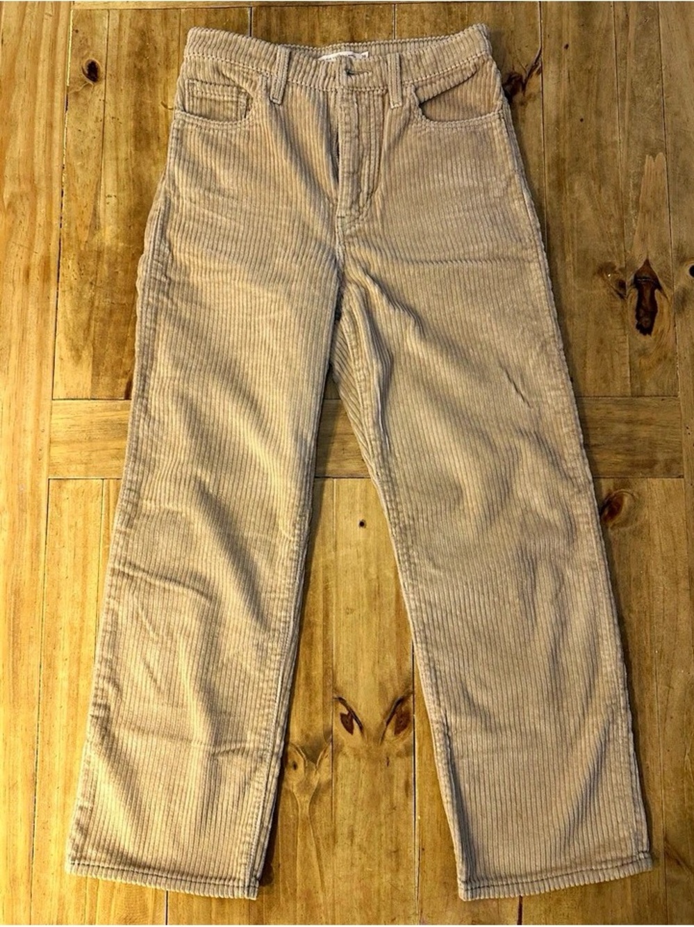 Levi's Women's Beige Corduroy Straight-Leg Jeans